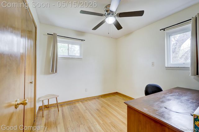 11493 Warren Boulevard, Warren, MI 48089
