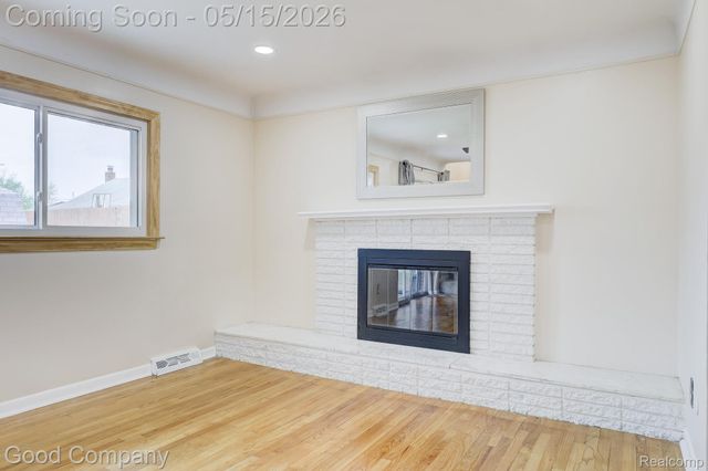 11493 Warren Boulevard, Warren, MI 48089