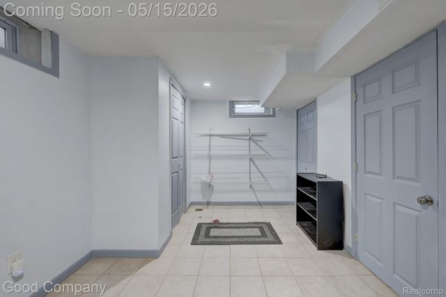 11493 Warren Boulevard, Warren, MI 48089