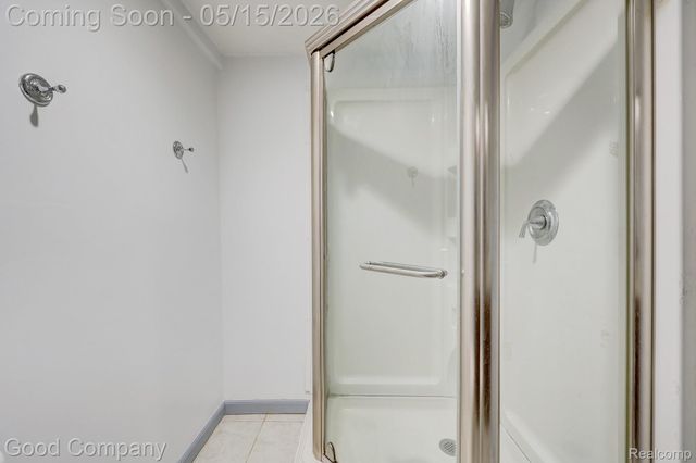 11493 Warren Boulevard, Warren, MI 48089