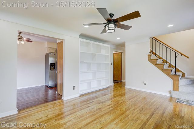 11493 Warren Boulevard, Warren, MI 48089
