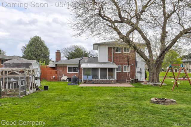 11493 Warren Boulevard, Warren, MI 48089
