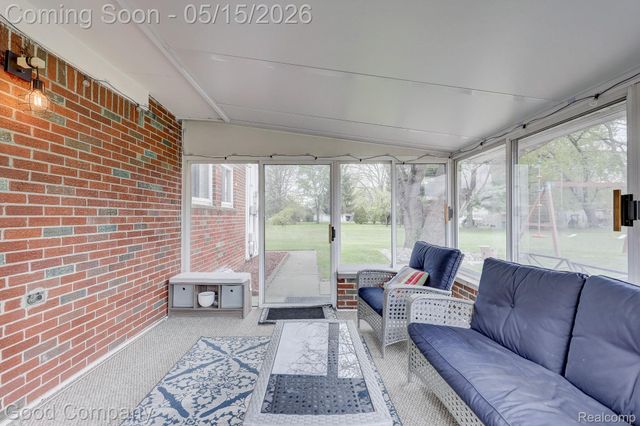 11493 Warren Boulevard, Warren, MI 48089