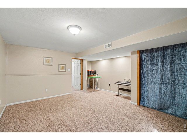 4379 Brookstone Ct, Loveland, CO 80538