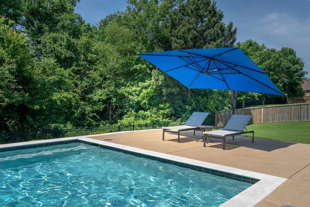 105 Alexis Dr, Longview, TX 75605
