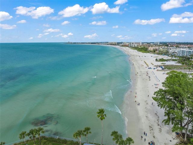 4920 HIGEL AVENUE, Sarasota, FL 34242