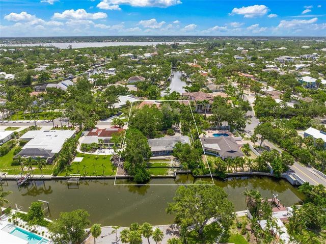 4920 HIGEL AVENUE, Sarasota, FL 34242
