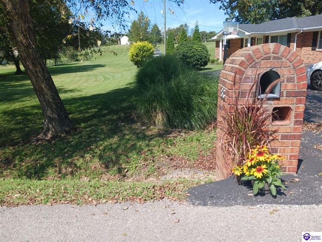 83 Bradley Trail, Elizabethtown, KY 42701