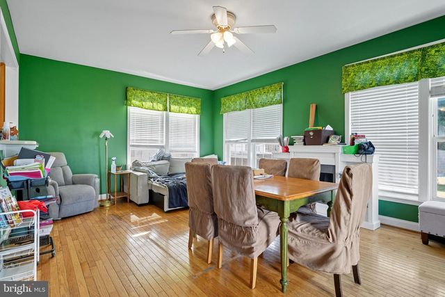 19 HEMPSTEAD DR, Newark, DE 19702