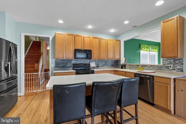 19 HEMPSTEAD DR, Newark, DE 19702