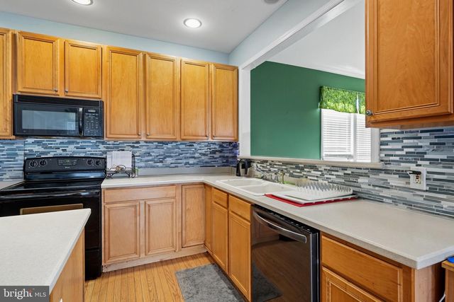 19 HEMPSTEAD DR, Newark, DE 19702