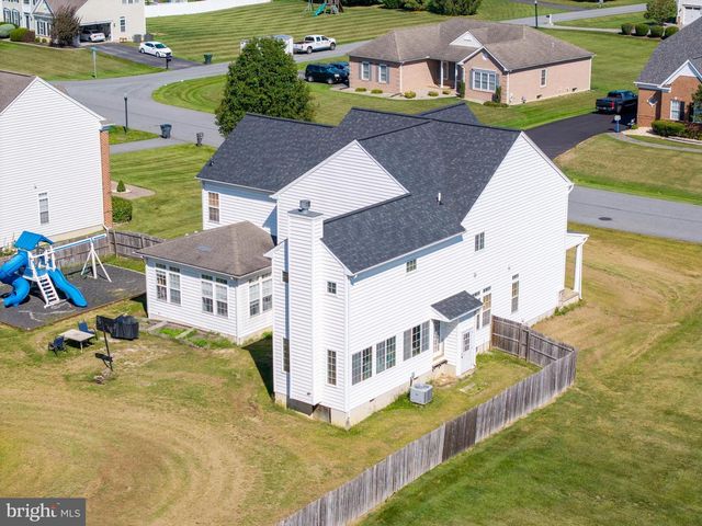 19 HEMPSTEAD DR, Newark, DE 19702