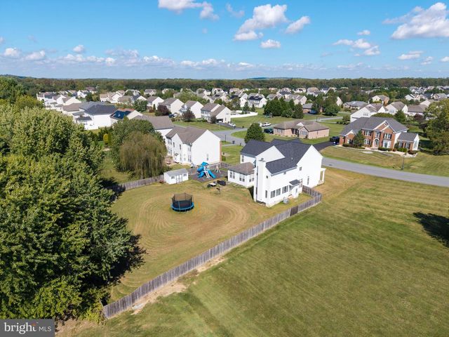 19 HEMPSTEAD DR, Newark, DE 19702