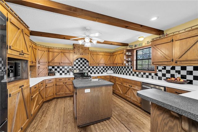2087 Stella Lane, Springdale, AR 72762