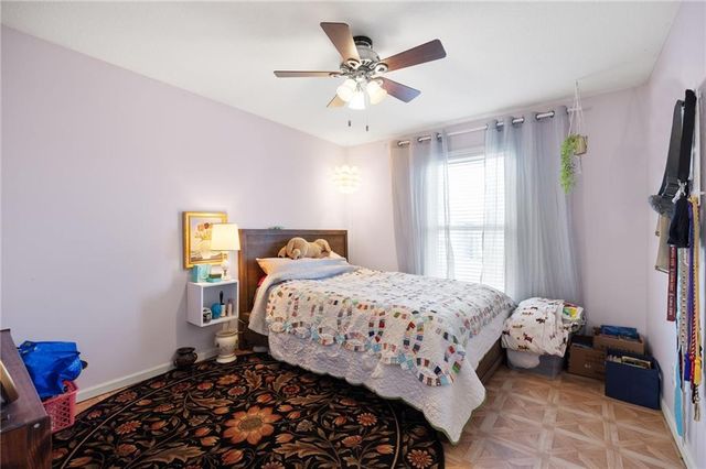 1405 NE 196th Court, Smithville, MO 64089