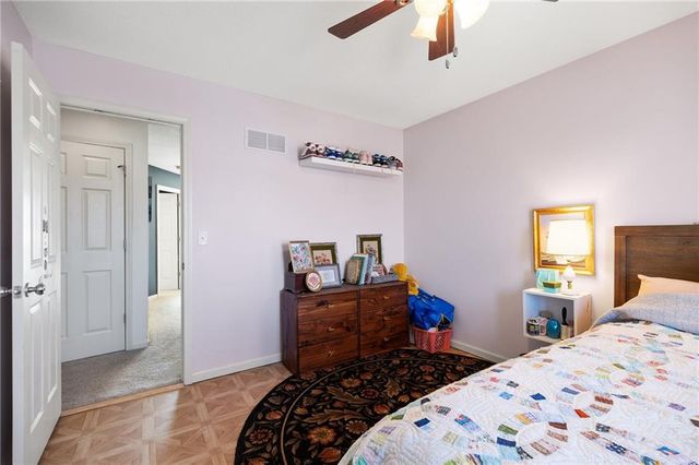 1405 NE 196th Court, Smithville, MO 64089