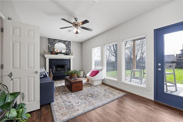 1405 NE 196th Court, Smithville, MO 64089