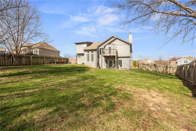1405 NE 196th Court, Smithville, MO 64089