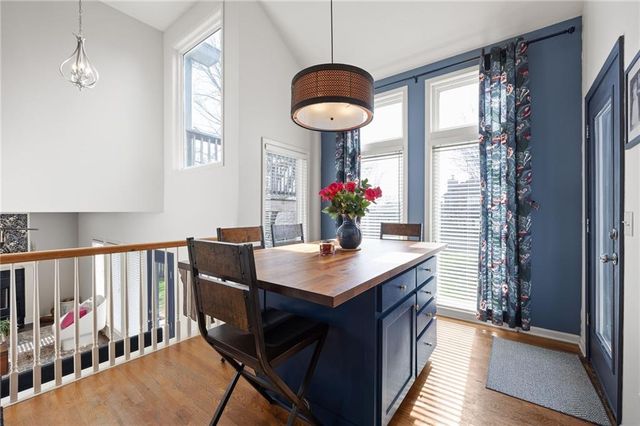 1405 NE 196th Court, Smithville, MO 64089