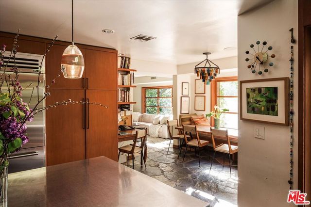 2424 Nichols Canyon Road, Los Angeles, CA 90046