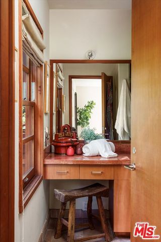 2424 Nichols Canyon Road, Los Angeles, CA 90046