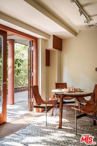 2424 Nichols Canyon Road, Los Angeles, CA 90046