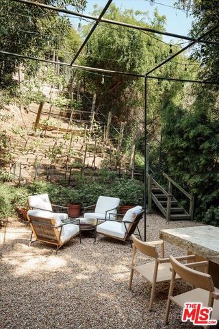 2424 Nichols Canyon Road, Los Angeles, CA 90046