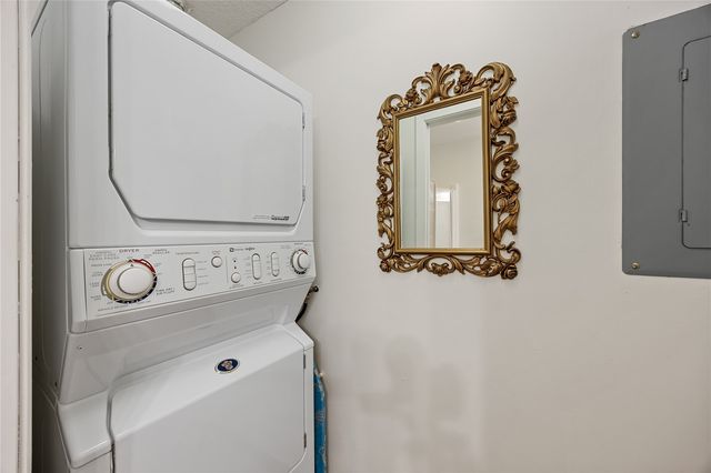 190 Cottage Grove Avenue SE 302, Cedar Rapids, IA 52403