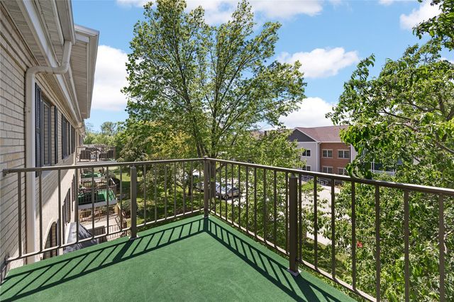 190 Cottage Grove Avenue SE 302, Cedar Rapids, IA 52403