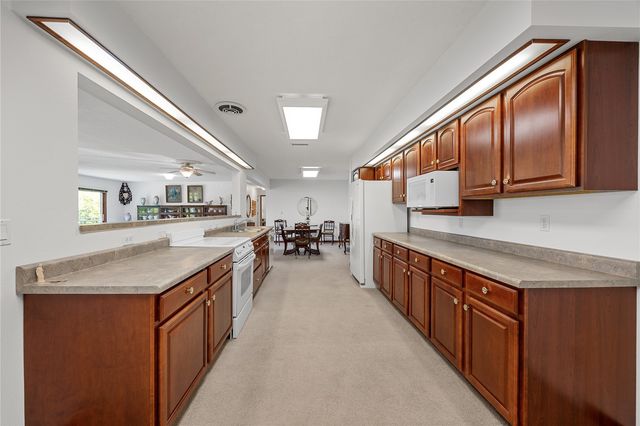 190 Cottage Grove Avenue SE 302, Cedar Rapids, IA 52403
