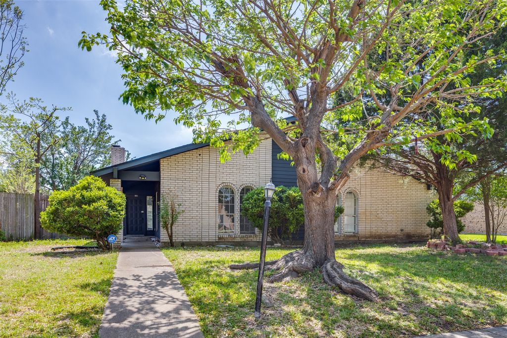 1506 Hindsdale Drive, Richardson, TX 75081
