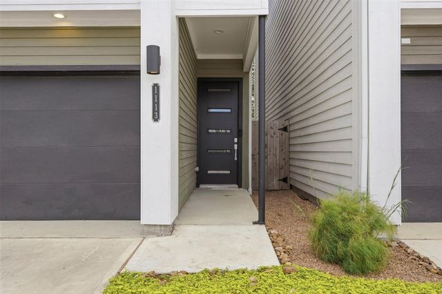 1113 Highland Square Lane, Houston, TX 77091