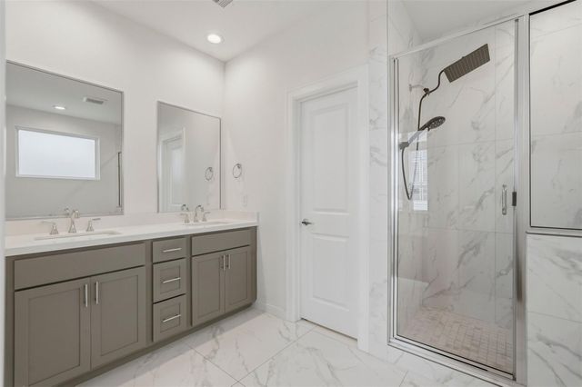 1113 Highland Square Lane, Houston, TX 77091