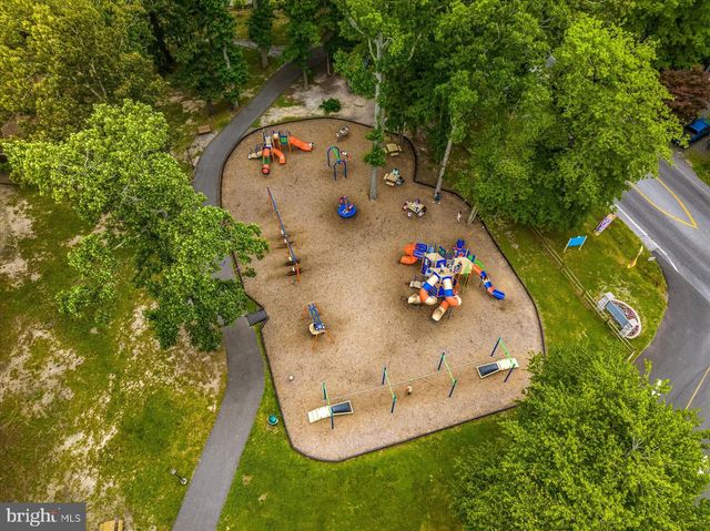 2 MOONRAKER RD, Ocean Pines, MD 21811