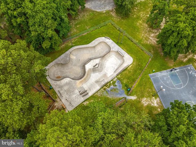 2 MOONRAKER RD, Ocean Pines, MD 21811