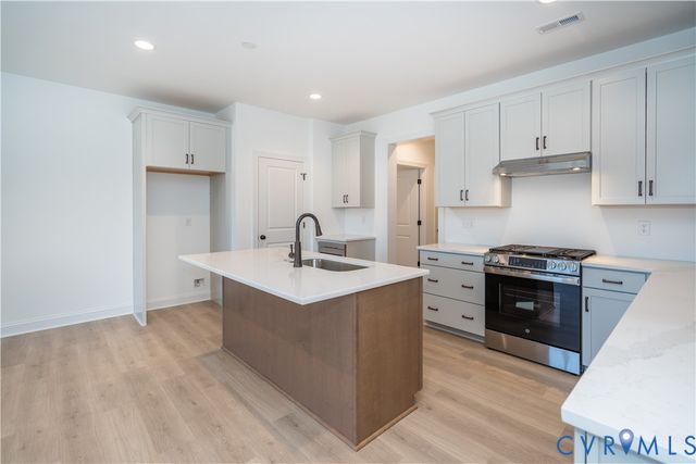 12637 Branch Parke Dr, Manakin Sabot, VA 23103