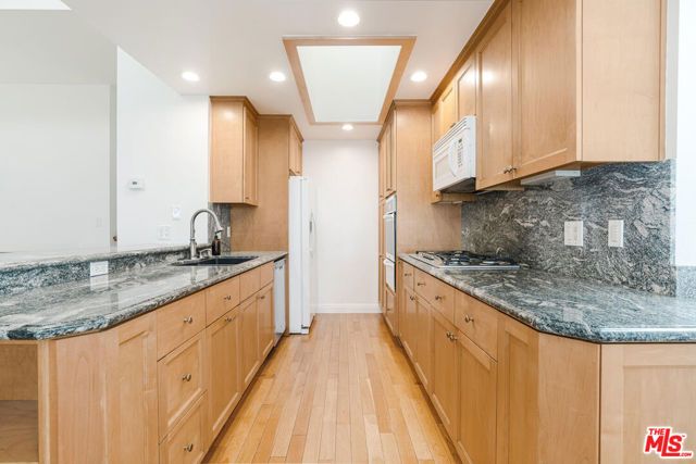13350 Maxella Avenue 3, Marina Del Rey, CA 90292