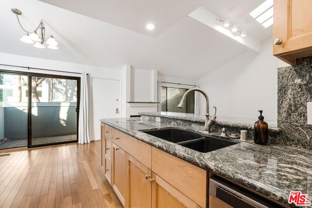 13350 Maxella Avenue 3, Marina Del Rey, CA 90292