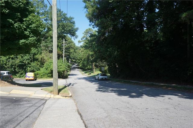 3020 Clairmont Road, Brookhaven, GA 30329