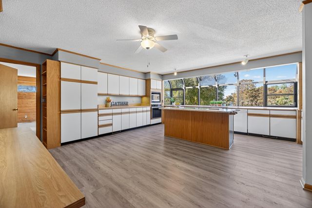 1086 St Julien Drive, Eutawville, SC 29048