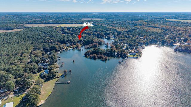 1086 St Julien Drive, Eutawville, SC 29048