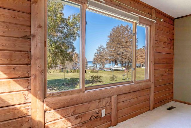 1086 St Julien Drive, Eutawville, SC 29048