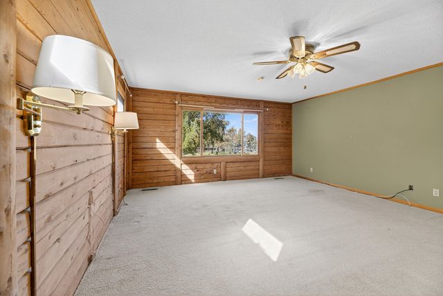 1086 St Julien Drive, Eutawville, SC 29048