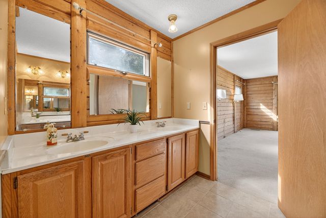 1086 St Julien Drive, Eutawville, SC 29048