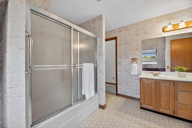 1086 St Julien Drive, Eutawville, SC 29048