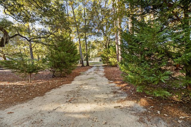 1086 St Julien Drive, Eutawville, SC 29048