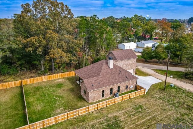 11922 Pendarvis Ln, Walker, LA 70785