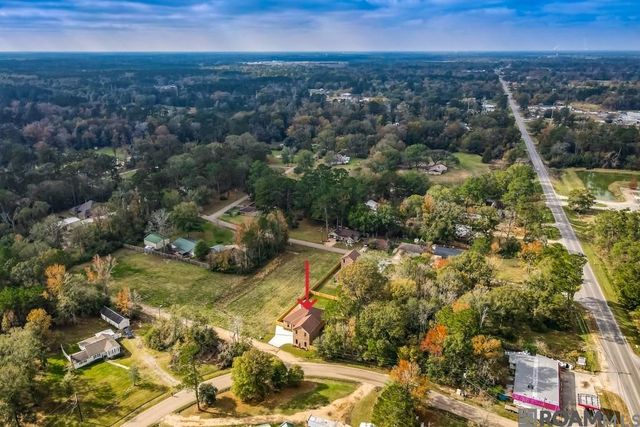 11922 Pendarvis Ln, Walker, LA 70785