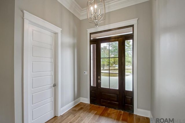 11922 Pendarvis Ln, Walker, LA 70785