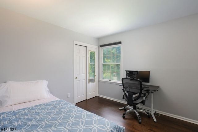 10 Plymouth Ct, Bernards Twp., NJ 07920
